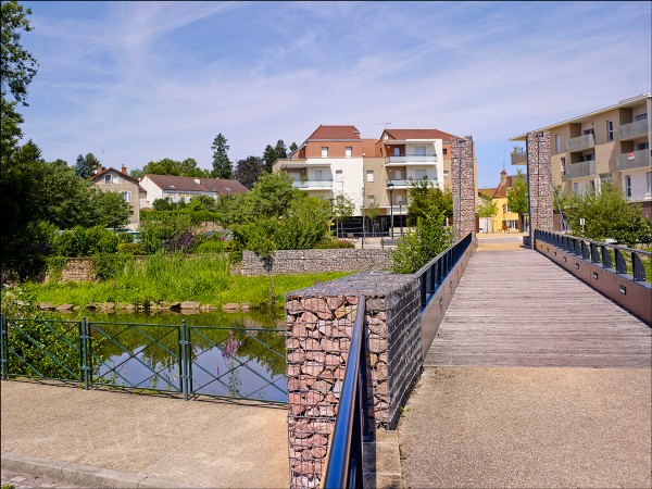 Fußgängerbrücke