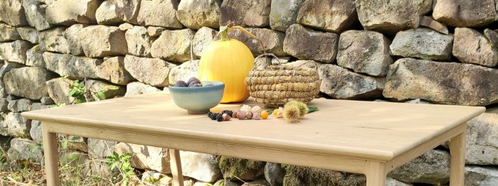 Möbel und Alltagsgegenstände aus Holz