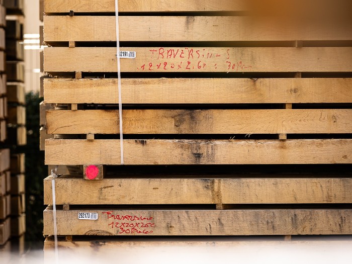 Industrielle Weichenschwellen, Schwellen und Traversinen aus Eiche: Grundlagen für den professionellen Einsatz