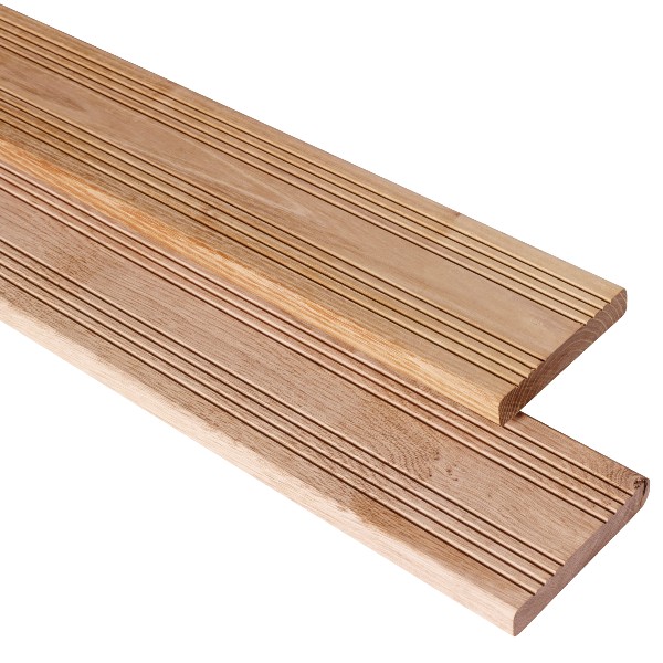 Terrassendielen aus naturbelassenem Laubholz