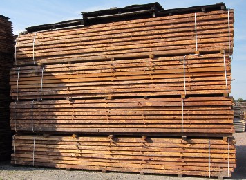 Unbesäumte Ware aus anderen Holzarten